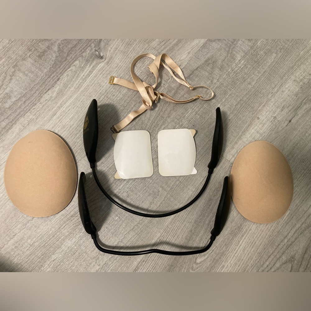 Misses kisses frontless and backless bra!